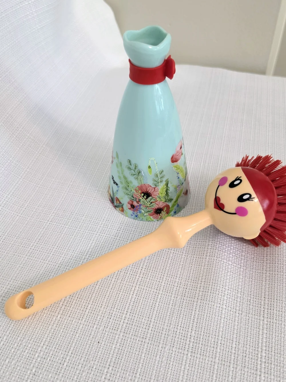 Vigar Doll Kitchen Scrub Brush Lady Green Dress Stand Red Hair Dish Farmhouse